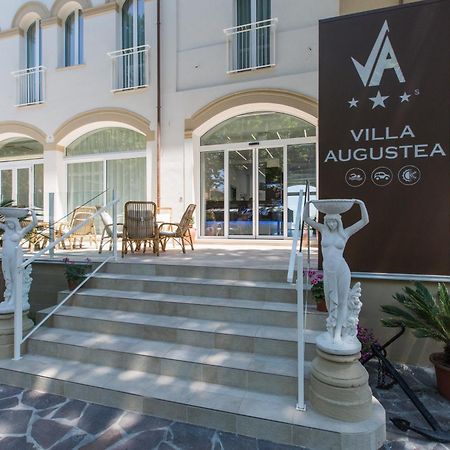 Hotel Villa Augustea Римини Экстерьер фото
